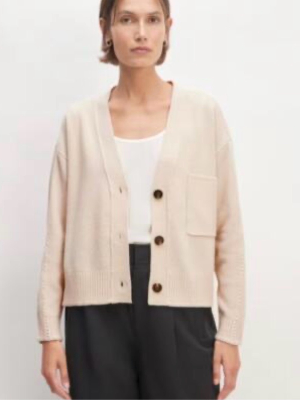 Everlane Light Beige Cropped V‑Neck Button Cardigan